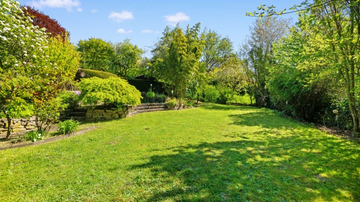 Ein Zuhause, das begeistert! Landhaus-Villa in Seelscheid