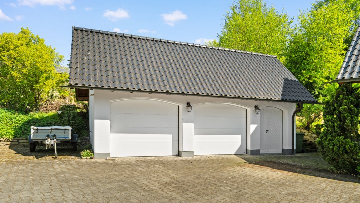 Ein Zuhause, das begeistert! Landhaus-Villa in Seelscheid