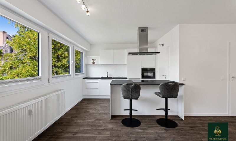 Erstbezug nach Sanierung – Exklusive 2-Zimmer-Eigentumswohnung am Groß St. Martin in der Kölner Altstadt