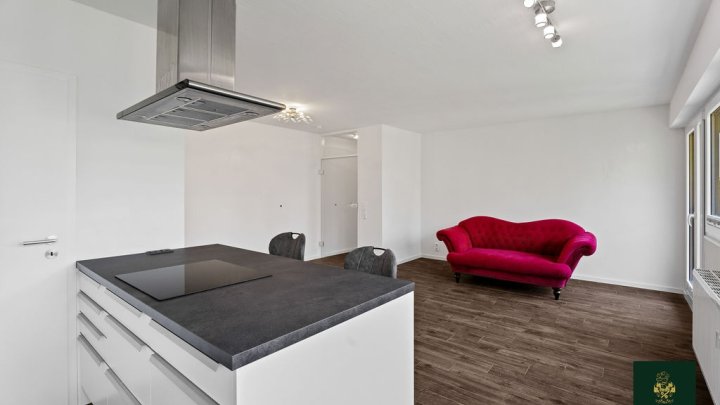 Erstbezug nach Sanierung – Exklusive 2-Zimmer-Eigentumswohnung am Groß St. Martin in der Kölner Altstadt