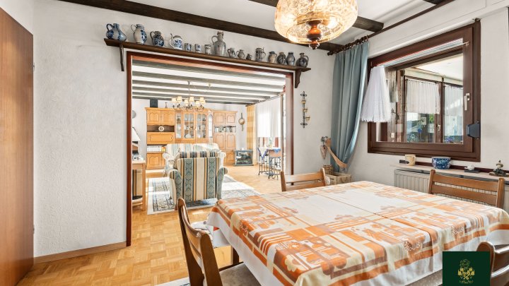 Platz für die ganze Familie! Fertighaus mit 4 Schlafzimmern und Garten